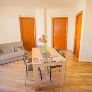https://valery-apartments-alghero.in-sardinia.net